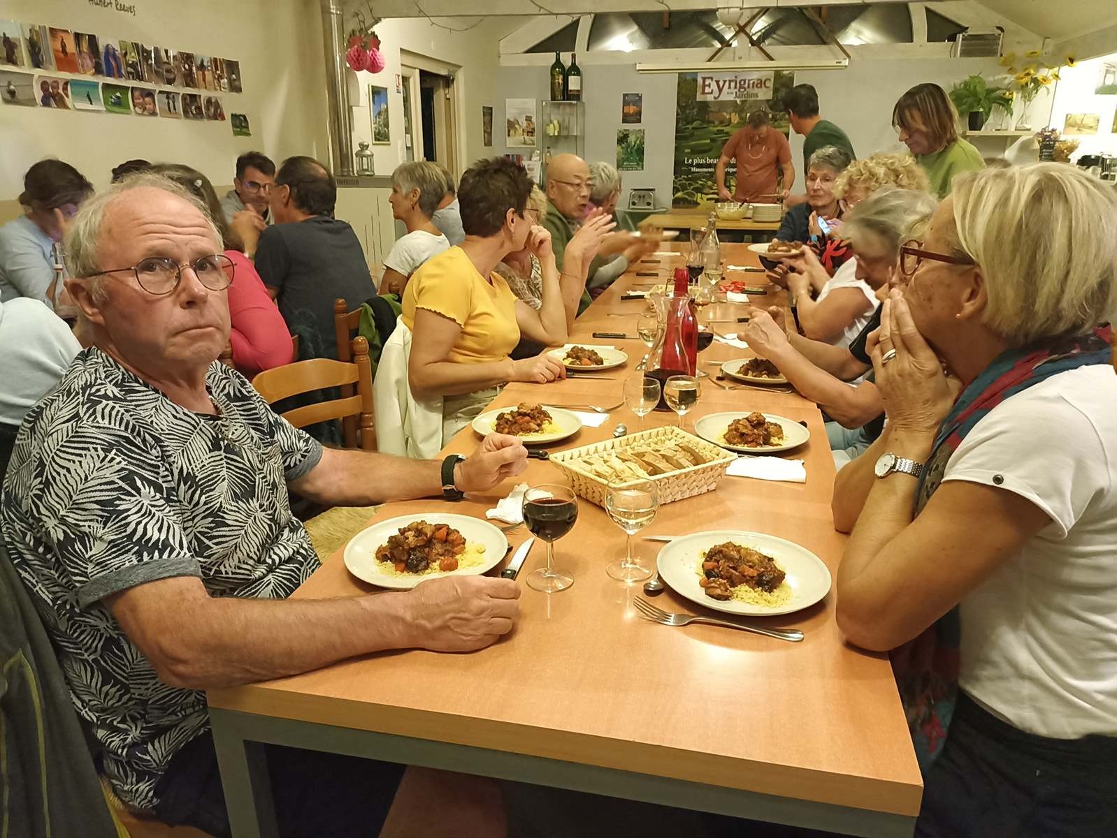 Samedi 14: Dîner aux Collines d'Eyvigues